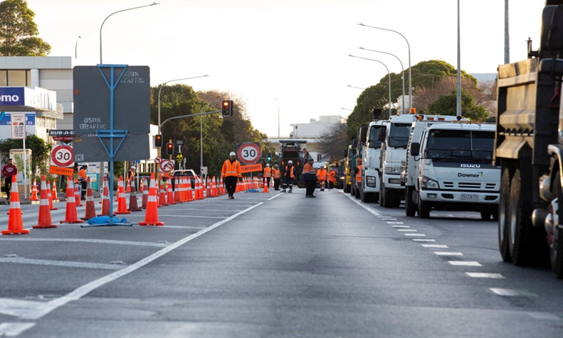 Manukau Road Resurfacing Manukau Road Resurfacing
