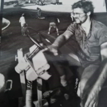 Chris McBarron: Celebrating 40 years with Downer Chris McBarron: Celebrating 40 years with Downer